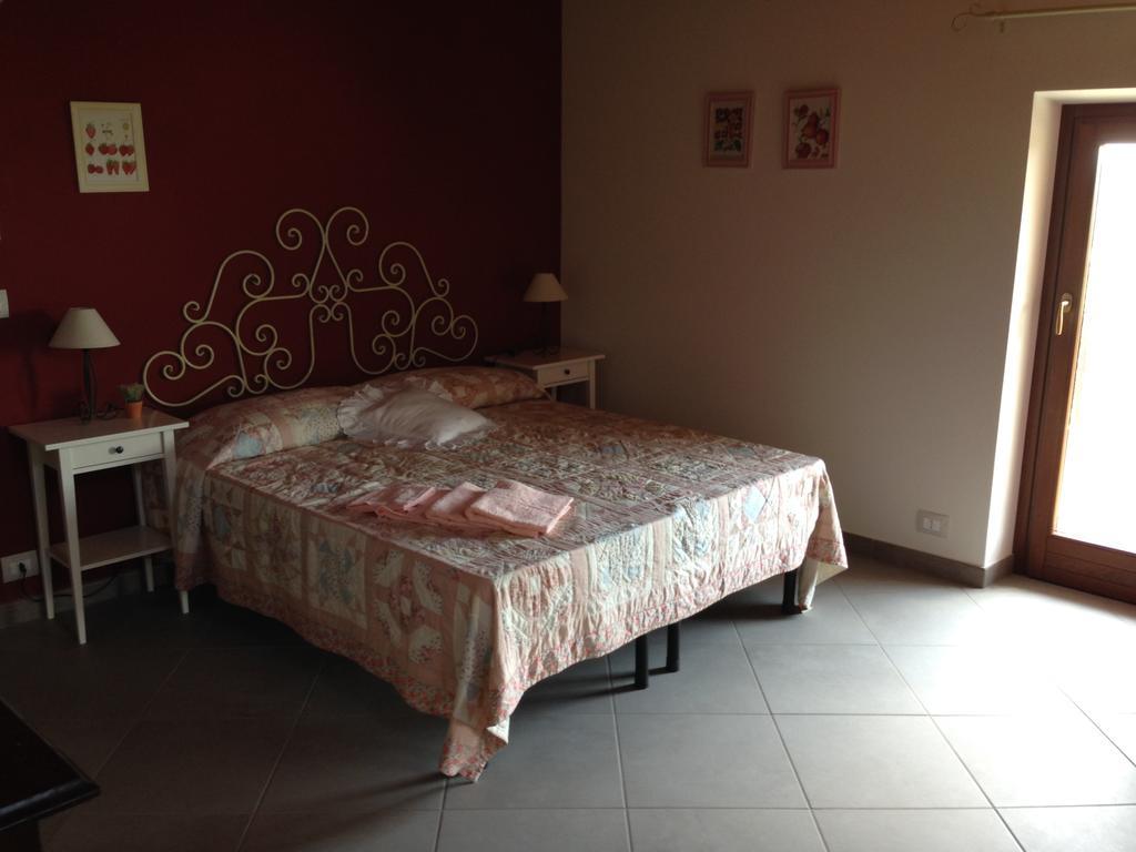 Agriturismo Fruttirossi Trofarello Room photo